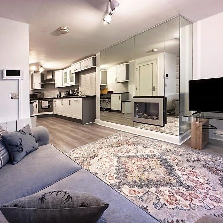 Chic Apartment In Mayfair لندن المظهر الخارجي الصورة