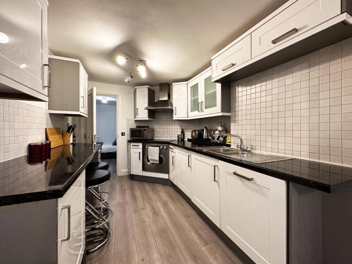 Chic Apartment In Mayfair لندن المظهر الخارجي الصورة