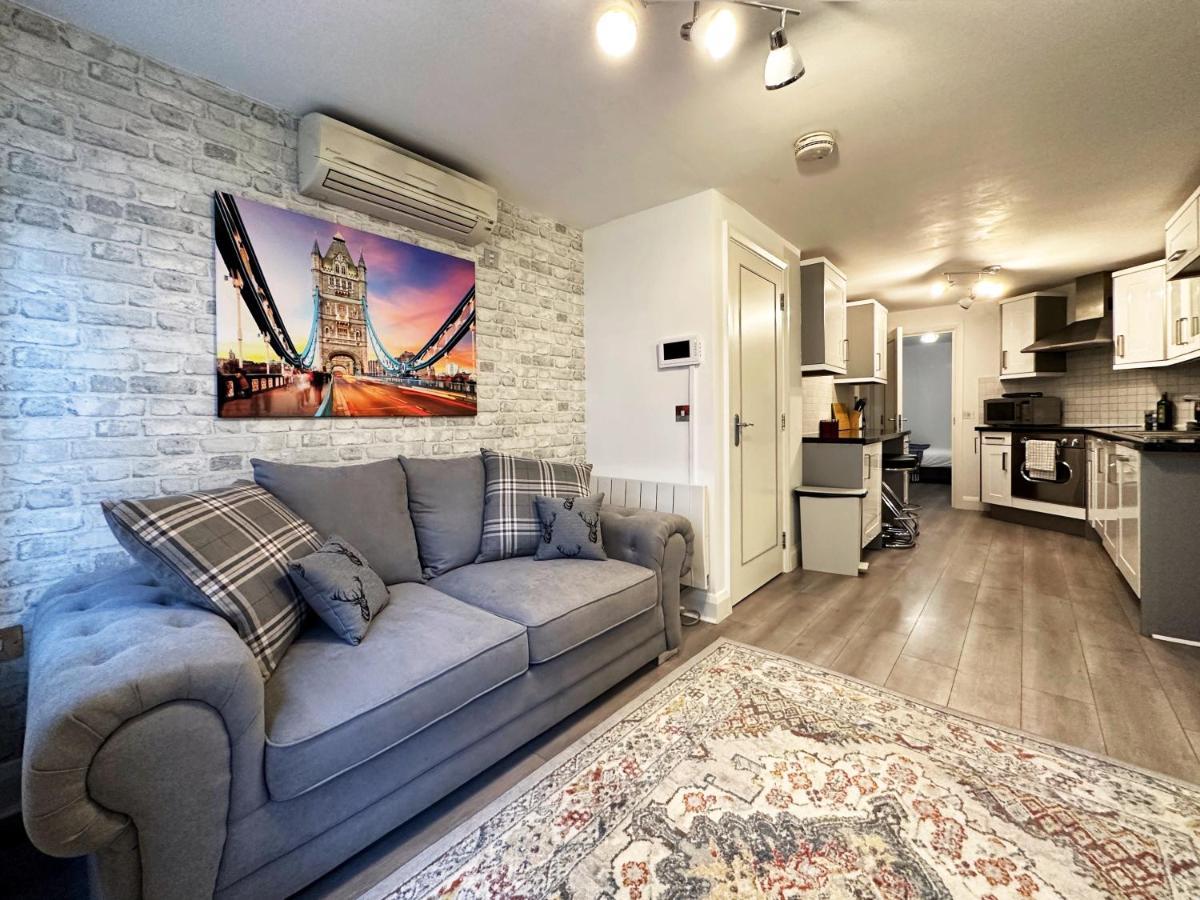 Chic Apartment In Mayfair لندن المظهر الخارجي الصورة
